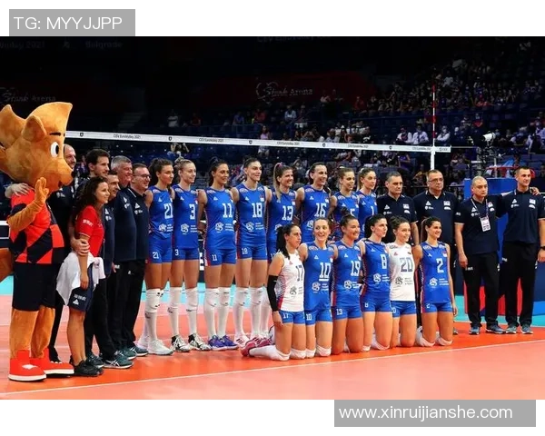 重庆排球队在欧锦赛积分榜上以94分稳居第一名展现强劲实力