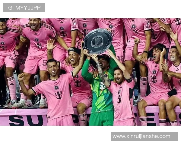 今年即将退役的足球明星盘点与他们的辉煌职业生涯回顾