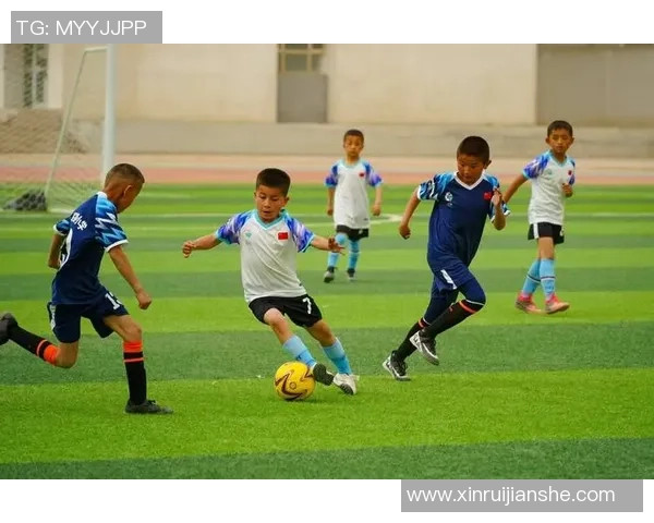 香港足球明星队在枣庄的精彩表现与足球文化的深度交流 香港足球明星队在枣庄的精彩表现与足球文化的深度交流
