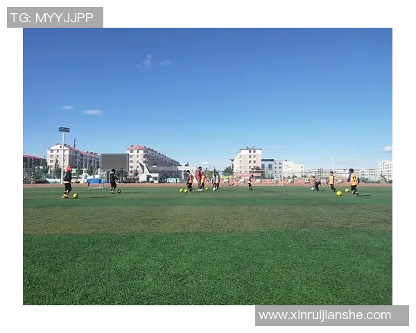 广告化身足球明星在绿茵场上尽情挥洒激情与梦想